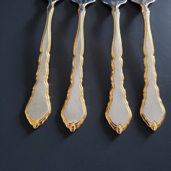 Oneida GOLDEN ROYAL CHIPPENDALE Community Stainless Salad Fork 6 3/4" - Picture 9 of 10